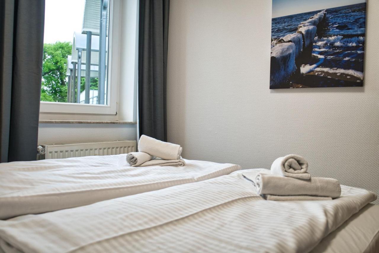 Strandnah, Balkon, Ahoi Erlebnisbad Gratis In Sellin - Strandresidenz Brandenburg Fewo 36 Goehren  Ngoại thất bức ảnh